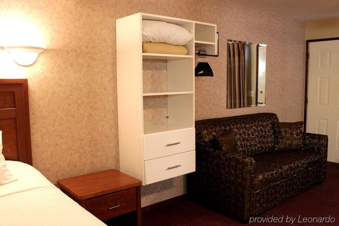 Alpine Motel Kamloops Extérieur photo