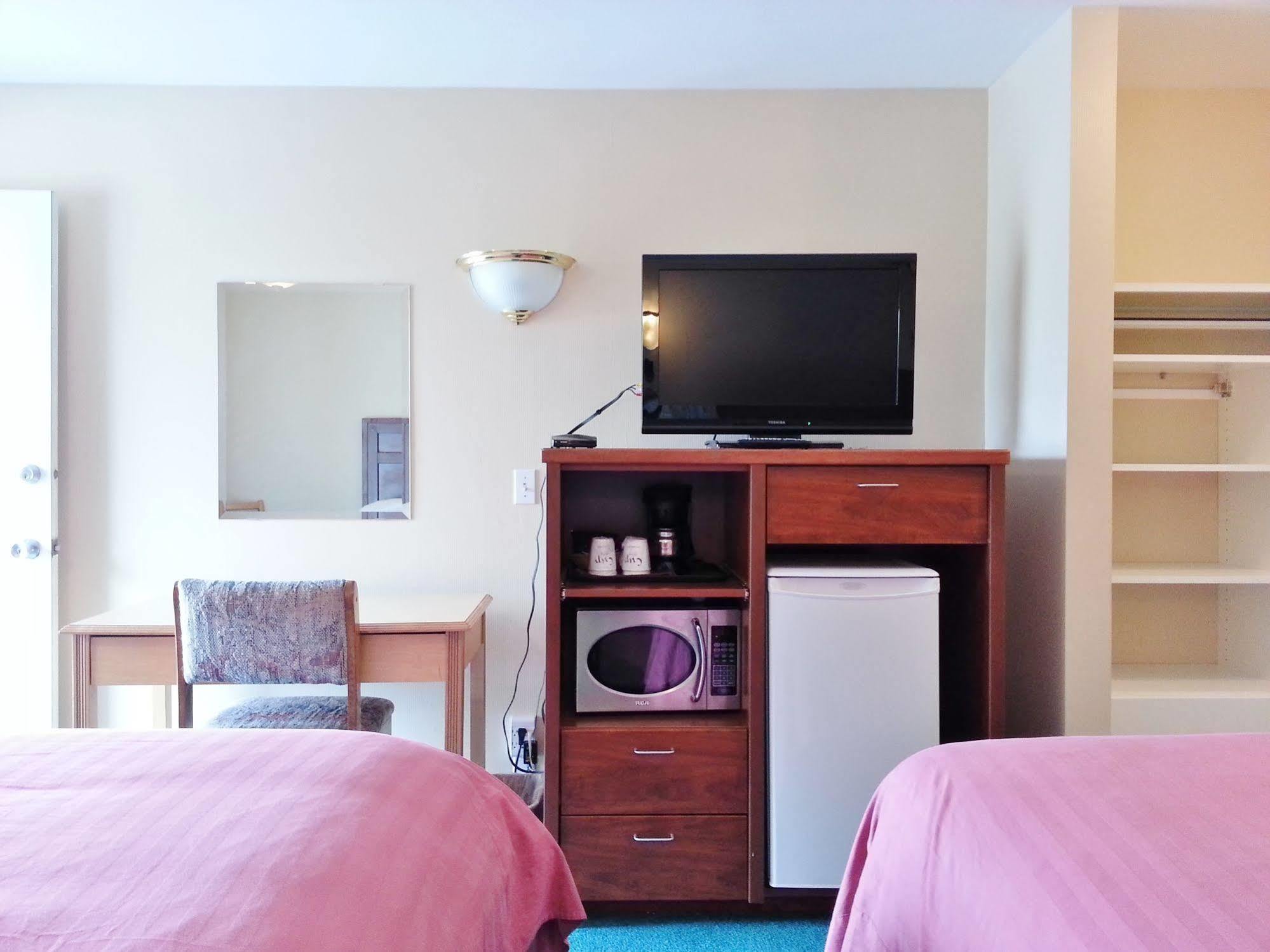 Alpine Motel Kamloops Extérieur photo