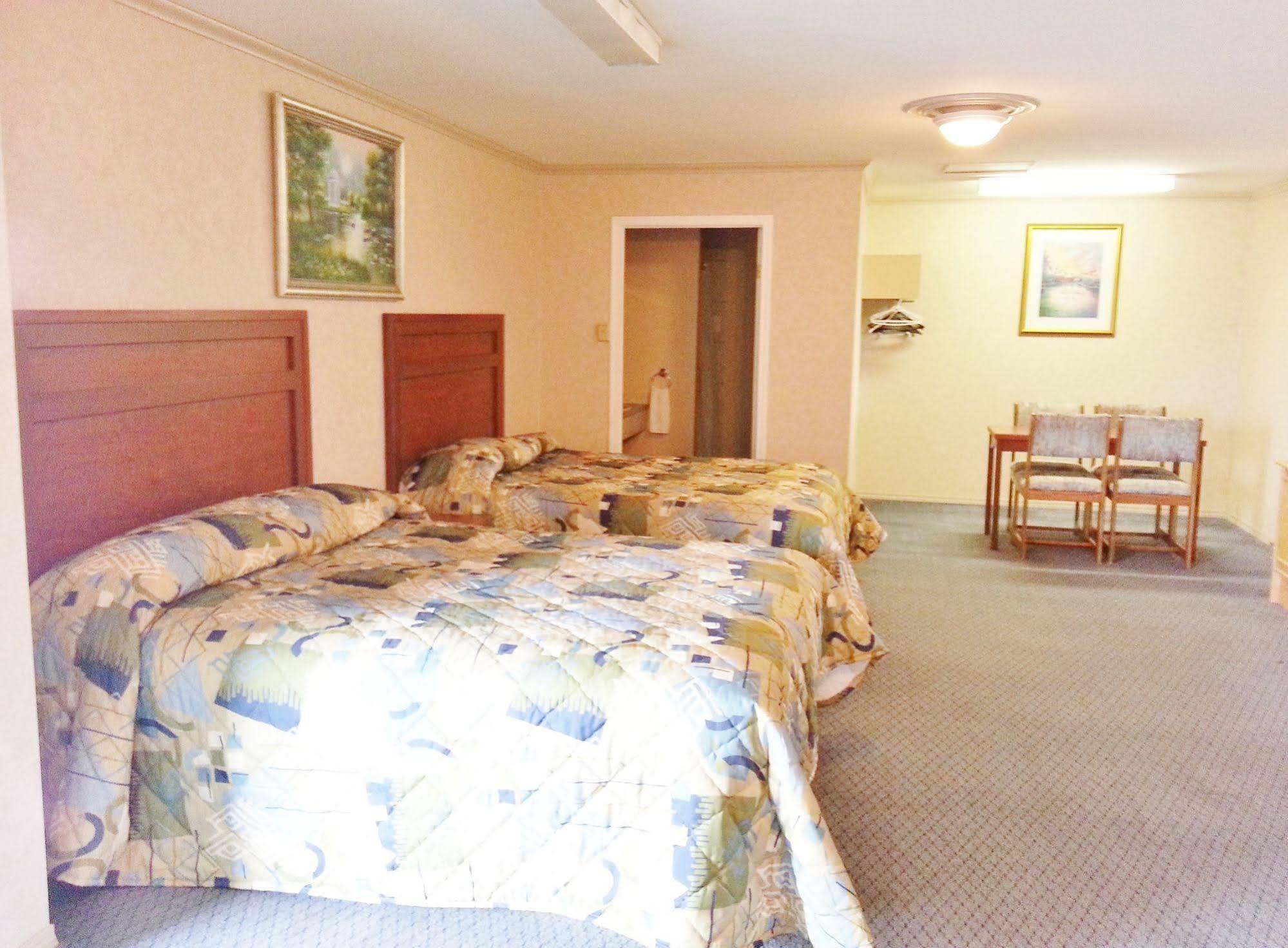 Alpine Motel Kamloops Extérieur photo