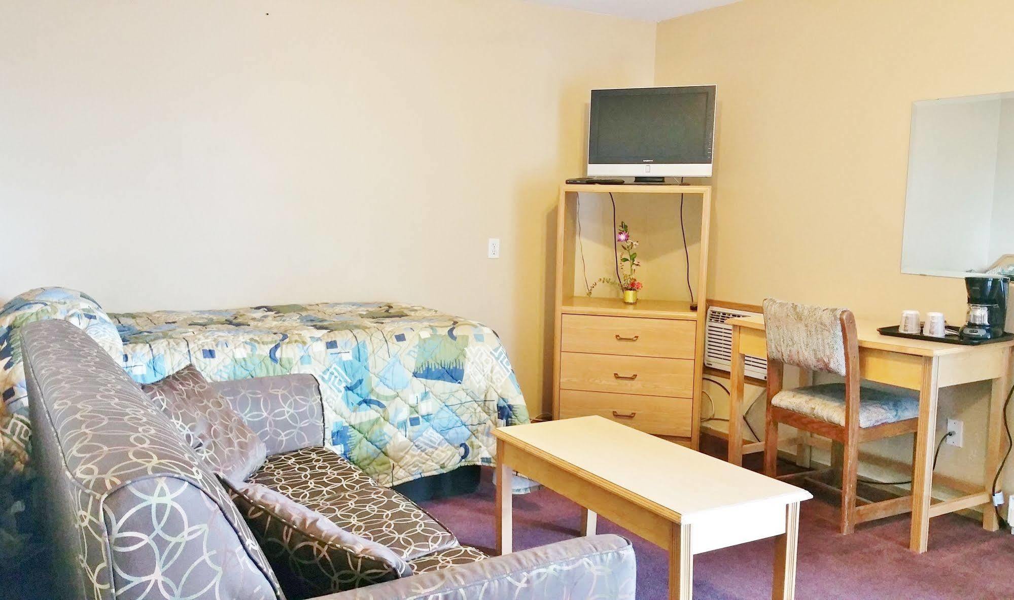 Alpine Motel Kamloops Extérieur photo